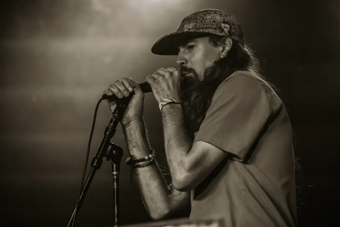 Ol' Boy live, frame 9